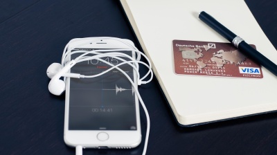 Mobile apps and cards drive surge in electronic payments in North Macedonia