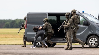 Lithuanian law enforcement cracks down on Belarus’ smuggling balloon network