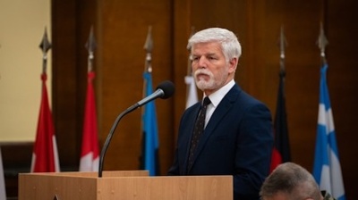 Czech president accuses foreign minister of blackmailing him