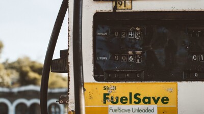 Philippines down to its last three weeks of fuel reserves, turns to Russia for help