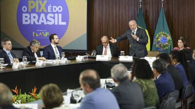Brazil seeks new partners, expands credit lines as US tariff threat mounts