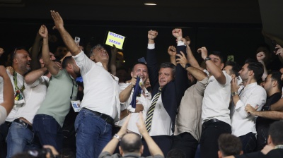 ISTANBUL BLOG: Back of the net. Giant-killing as “rich kid” Ali Koc defeated by fox in the box Saran