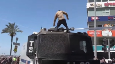 Turkish police move in on opposition rally called over ousting of leader, seizing of party HQ