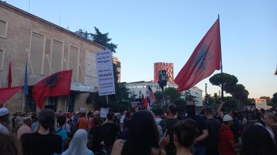 Protesters demand a better Albania on 41st day of 'Flamingo Revolution'