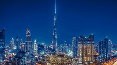 UAE walks political tightrope with Strait of Hormuz warning