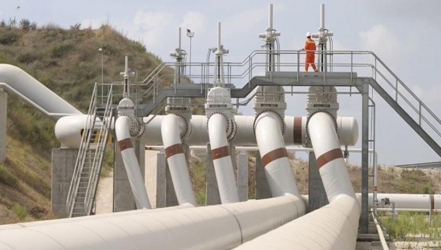 In a rewrite of strategic export routes, British energy major BP has officially transferred control of the Baku-Tbilisi-Ceyhan (BTC) oil export pipeline to Azerbaijan’s state oil firm SOCAR.