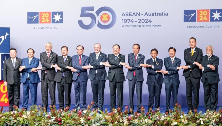 ASEAN chair urges Cambodia and Thailand to cease hostilities and pursue dialogue
