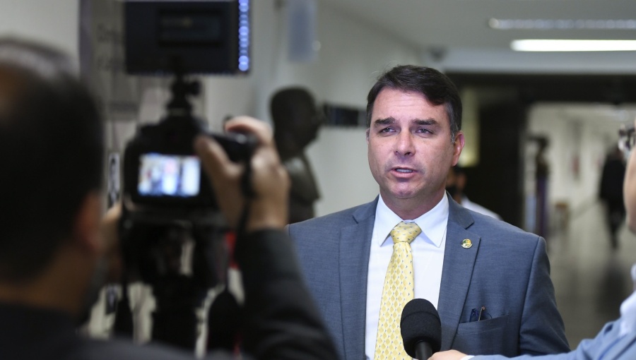 Brazil’s Flávio Bolsonaro turns to Trump as Brazil probe deepens