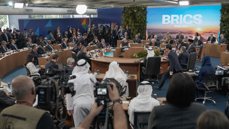 Xi and Putin to join BRICS emergency talks on US trade measures