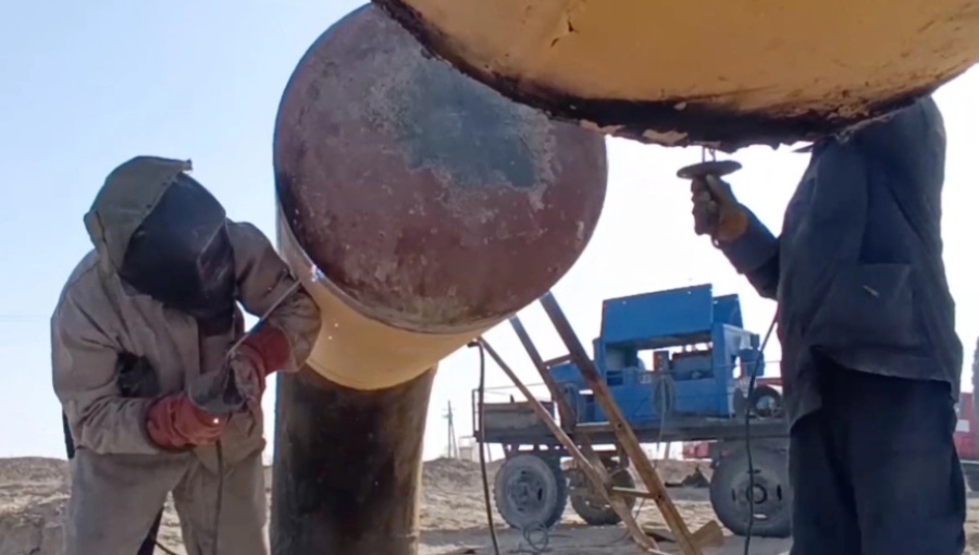 Half-pipe: Final adjustments are being made to gas transportation infrastructure in Uzbekistan.
