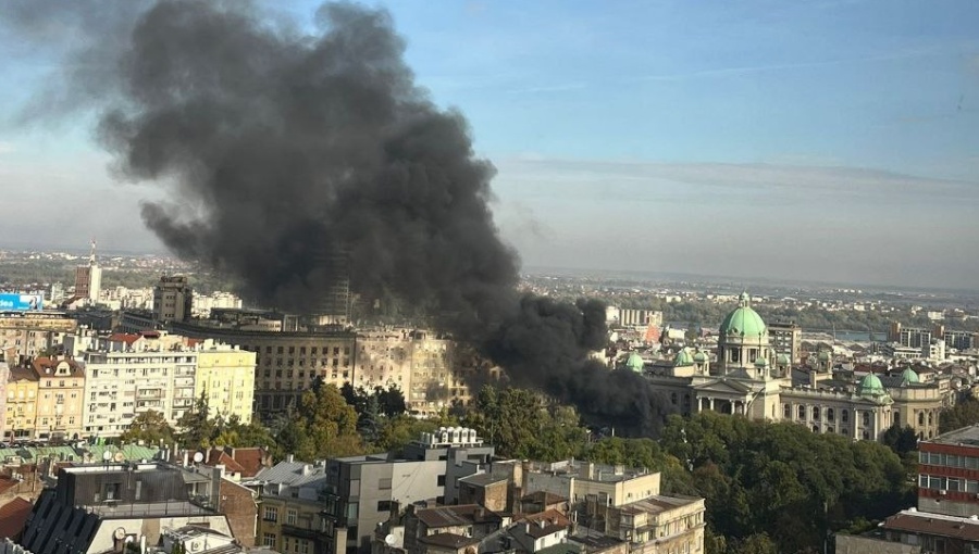 Serbian president blames opposition for “terrorist attack” outside parliament