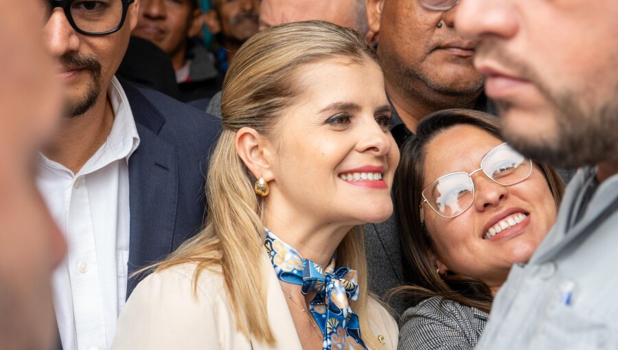 Right-wing Laura Fernandez wins Costa Rica presidency in first round