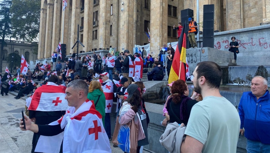 UPDATED: Security forces repel attempt to storm Georgian presidential palace