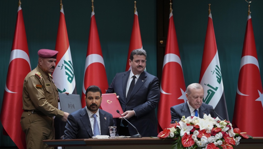 Ali al-Zaidi and Erdogan sign agreements 