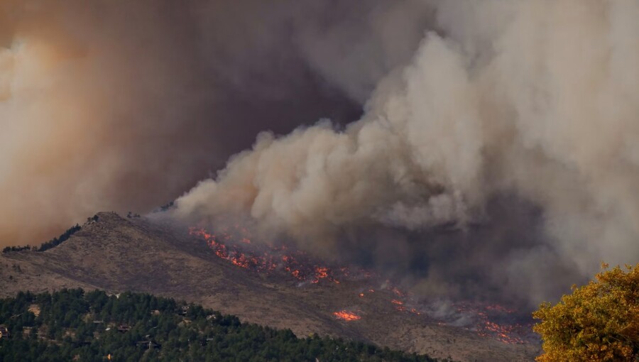 OJK Warns Indonesia Forest and Land Fires Threaten Banking Sector