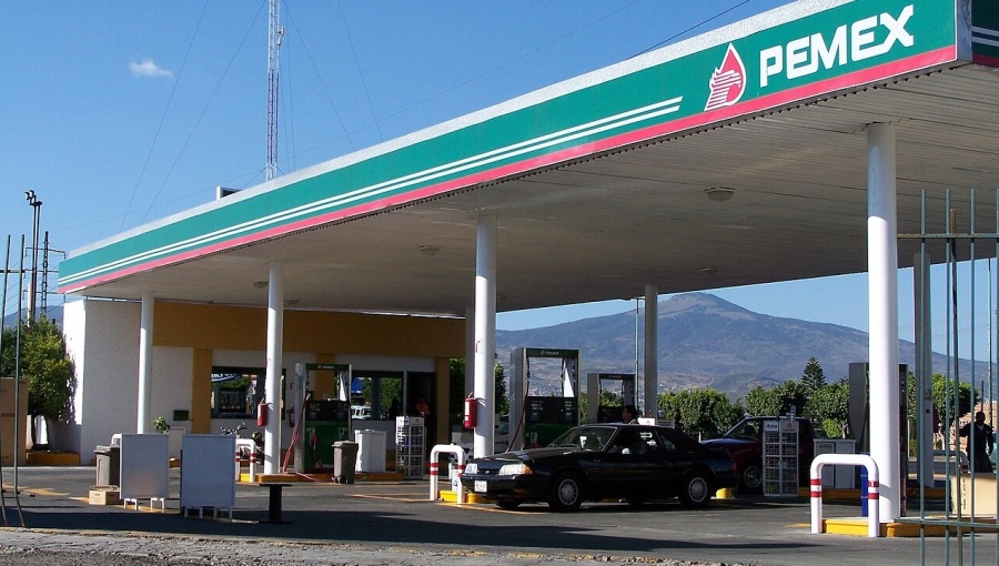 Pemex's proven reserves down 40% in 12 years 