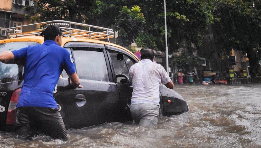 Sri Lanka floods trigger balance-sheet shock