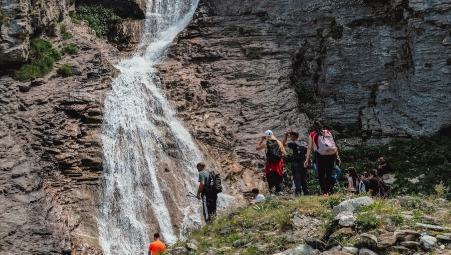 Infrastructure installed for two planned small hydropower plants is being dismantled and removed from the Leshnica Valley. 