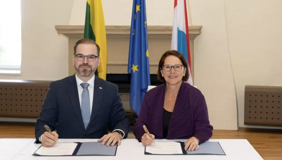 Lithuania and Luxembourg deepen defence ties with satellite communications agreement
