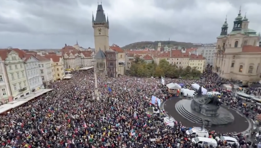 Protests held across Czechia after government pushes ahead to curtail public media financing 