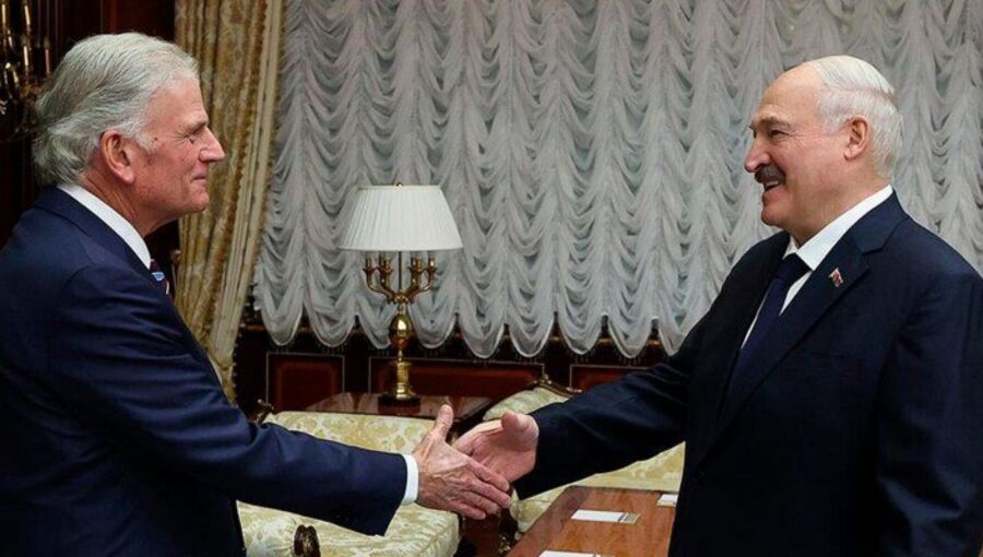 Lukashenko praises US as Belarus receives two-thirds of humanitarian aid from Washington