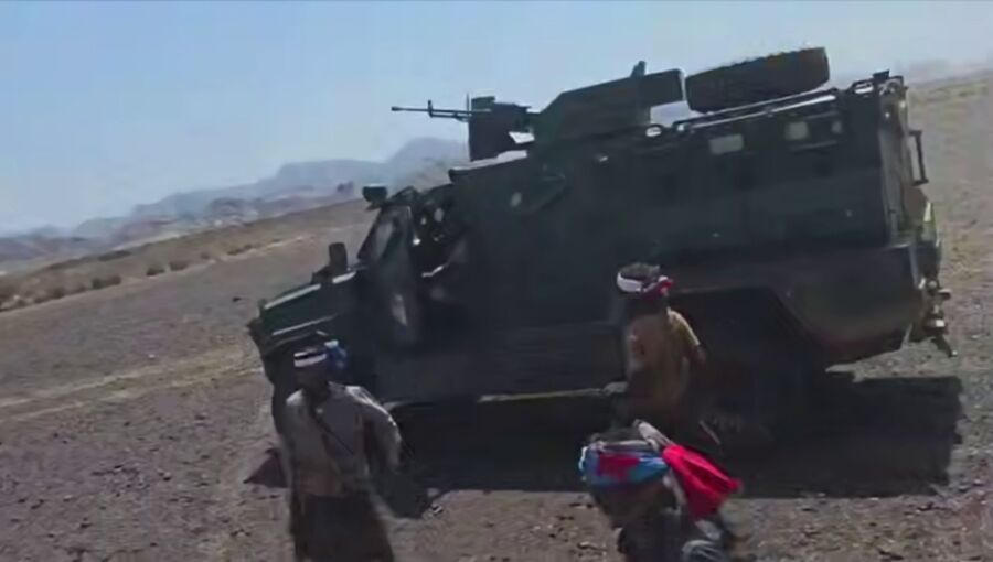 Anti-houthi forces target group in southern Yemen. 
