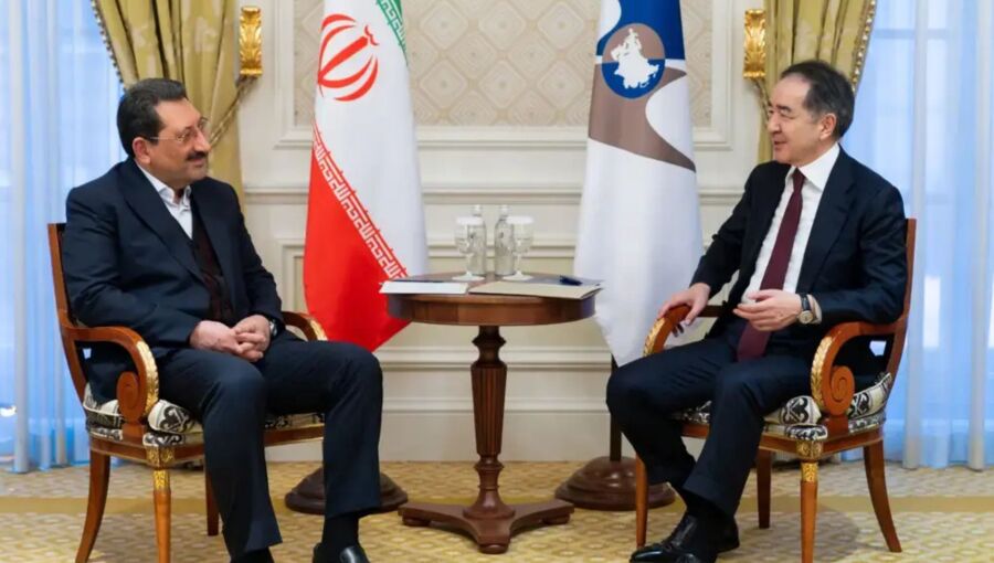 bne IntelliNews - Iran gains observer status in Russian-led Eurasian ...