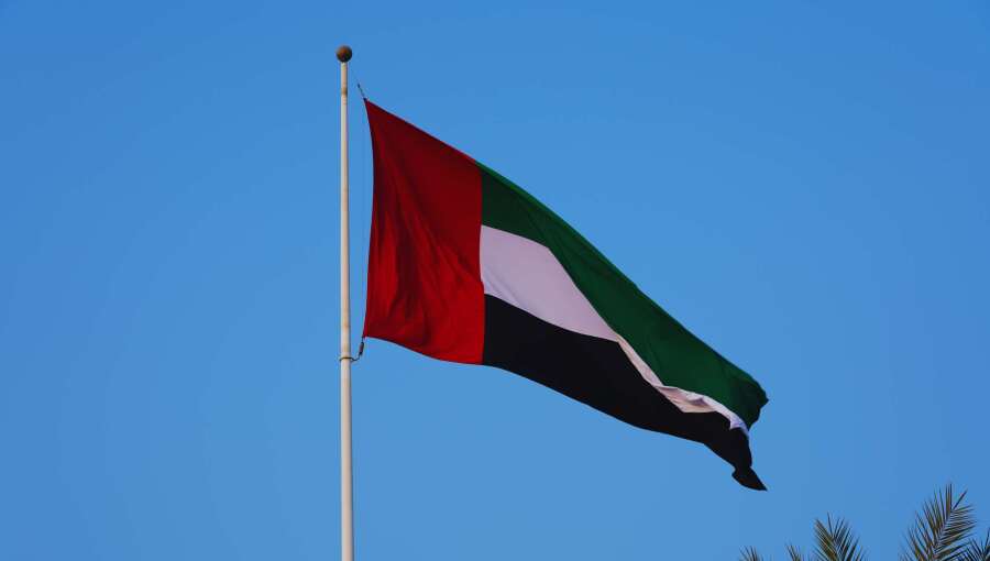 US taps Gulf allies, warns Chinese banks in stepped-up Iran sanctions push