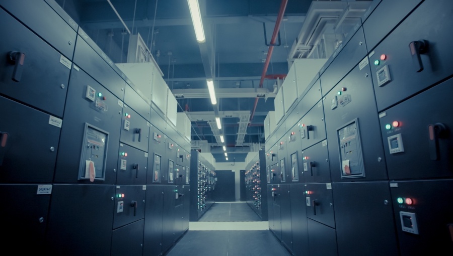 AI boom gives Poland and Hungary new export opportunities