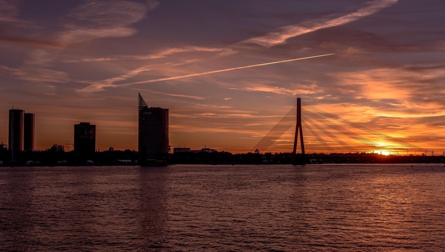Latvian fintech Eleving Group raises €275mn in oversubscribed bond issue