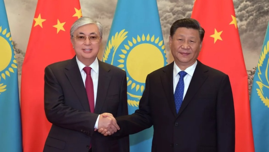 Xi Jinping hosting Kazakh President Kassym-Jomart Tokayev in 2019. 