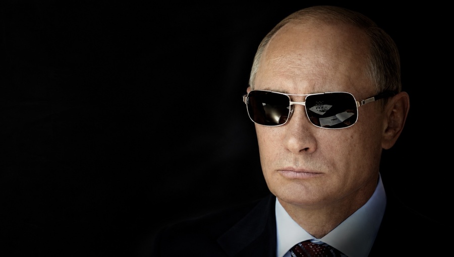 Putin threatens Europe with war if it deploys troops in Ukraine