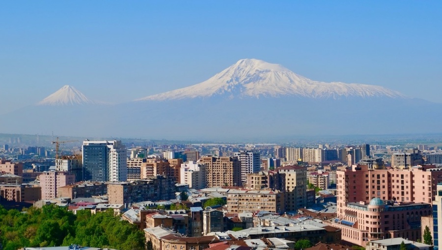 TCHAKAROV: Armenia after an opposition victory — Georgia 2.0?