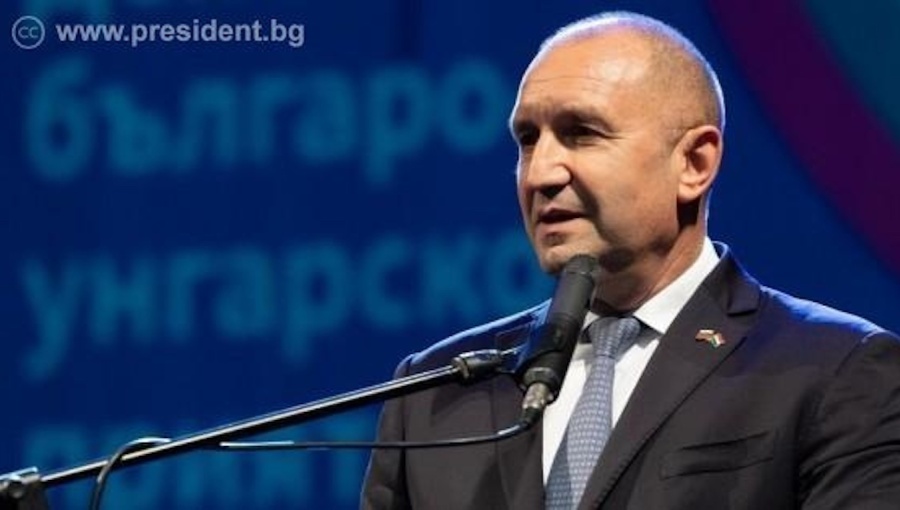 Bulgaria's President Rumen Radev vetoed legislative changes that would give sweeping powers to a government-appointed manager overseeing the country’s oil refinery. 