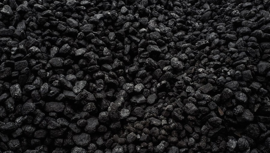 Western Balkans coal plants continue to breach pollution limits despite legal deadlines, report says