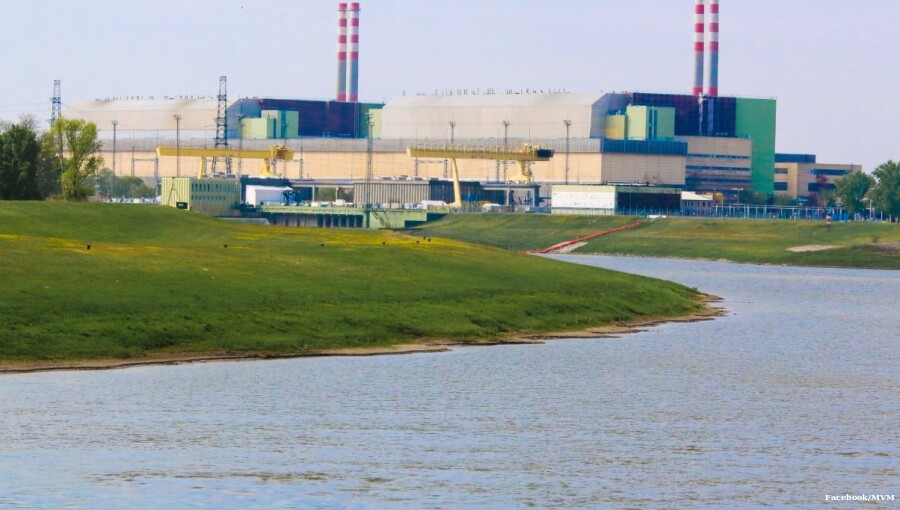 Hungary shuts down one reactor at Paks NPP in an unprecedented move as Danube hits record-low levels