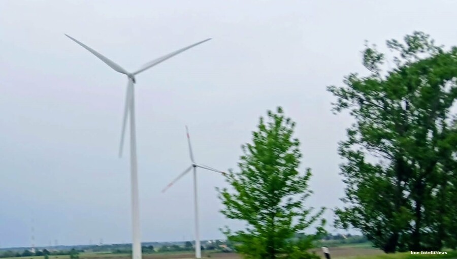 Hungary to offer larger-than-planned wind capacity after strong investor interest